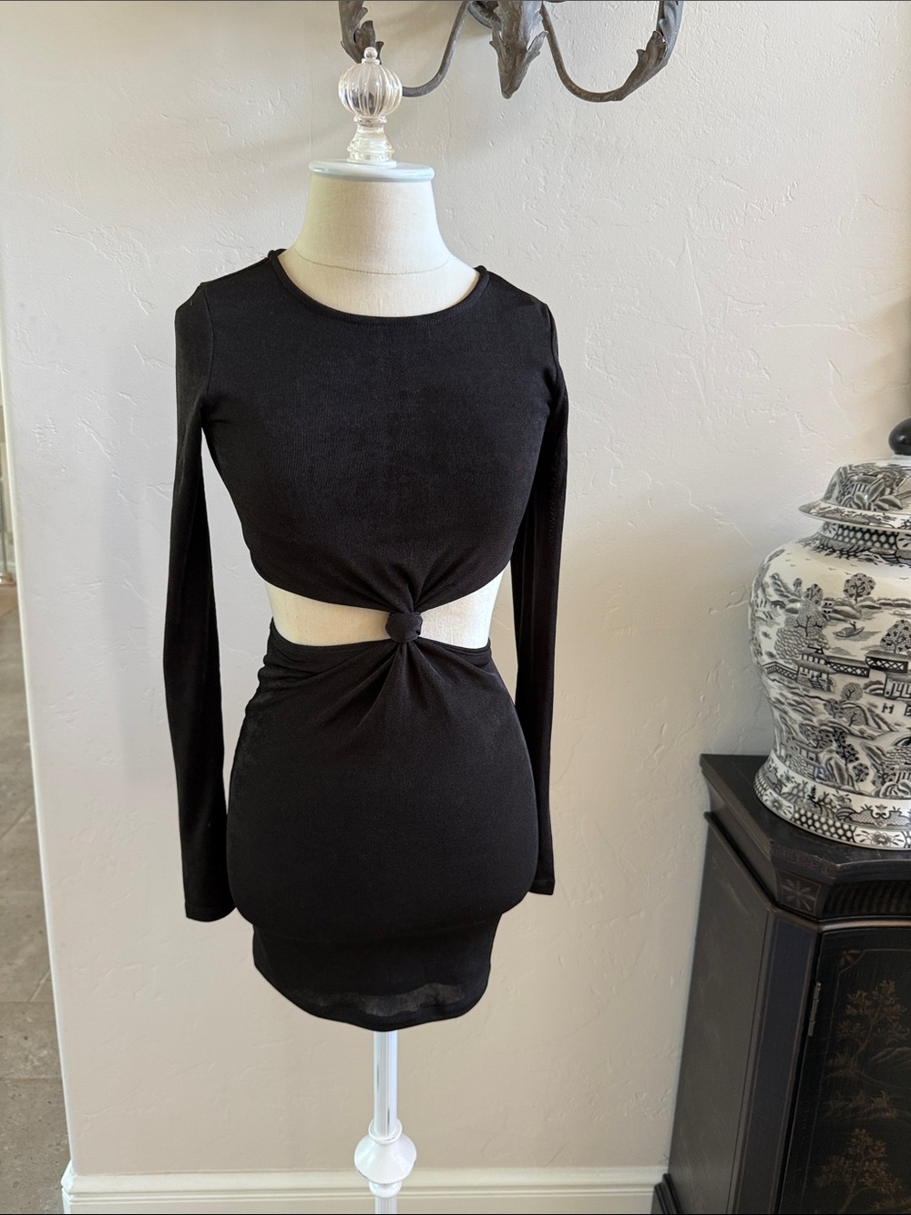 Princess Polly black Hope mini dress size 2 NWT